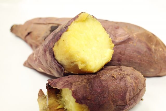 サツマイモの賞味期限と冷凍保存方法 芽が出ても食べれる 今これが知りたい 旬な情報のトリセツ