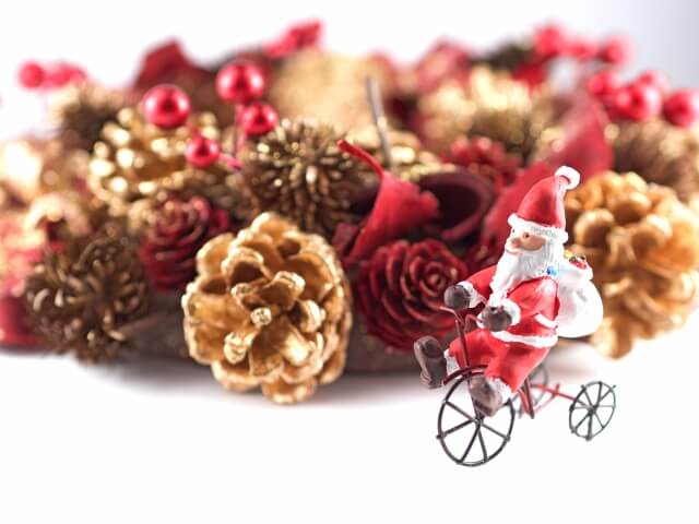 松ぼっくりでクリスマス リースを作ろう 由来と長期保存方法をご紹介 今これが知りたい 旬な情報のトリセツ